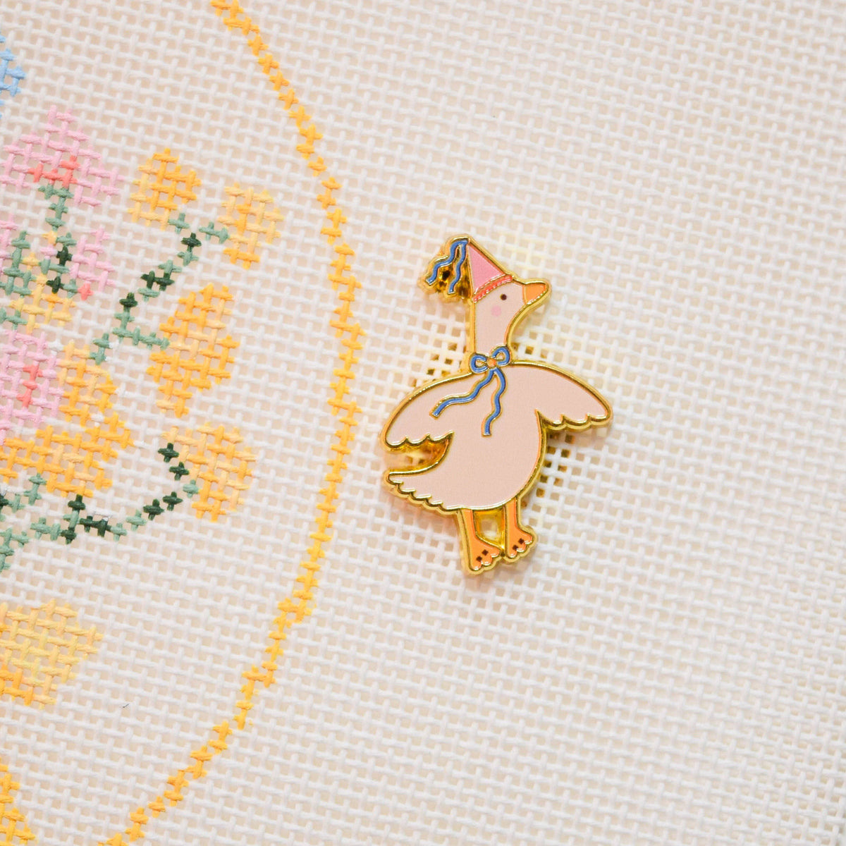 LaFete Party Goose Needle Minder