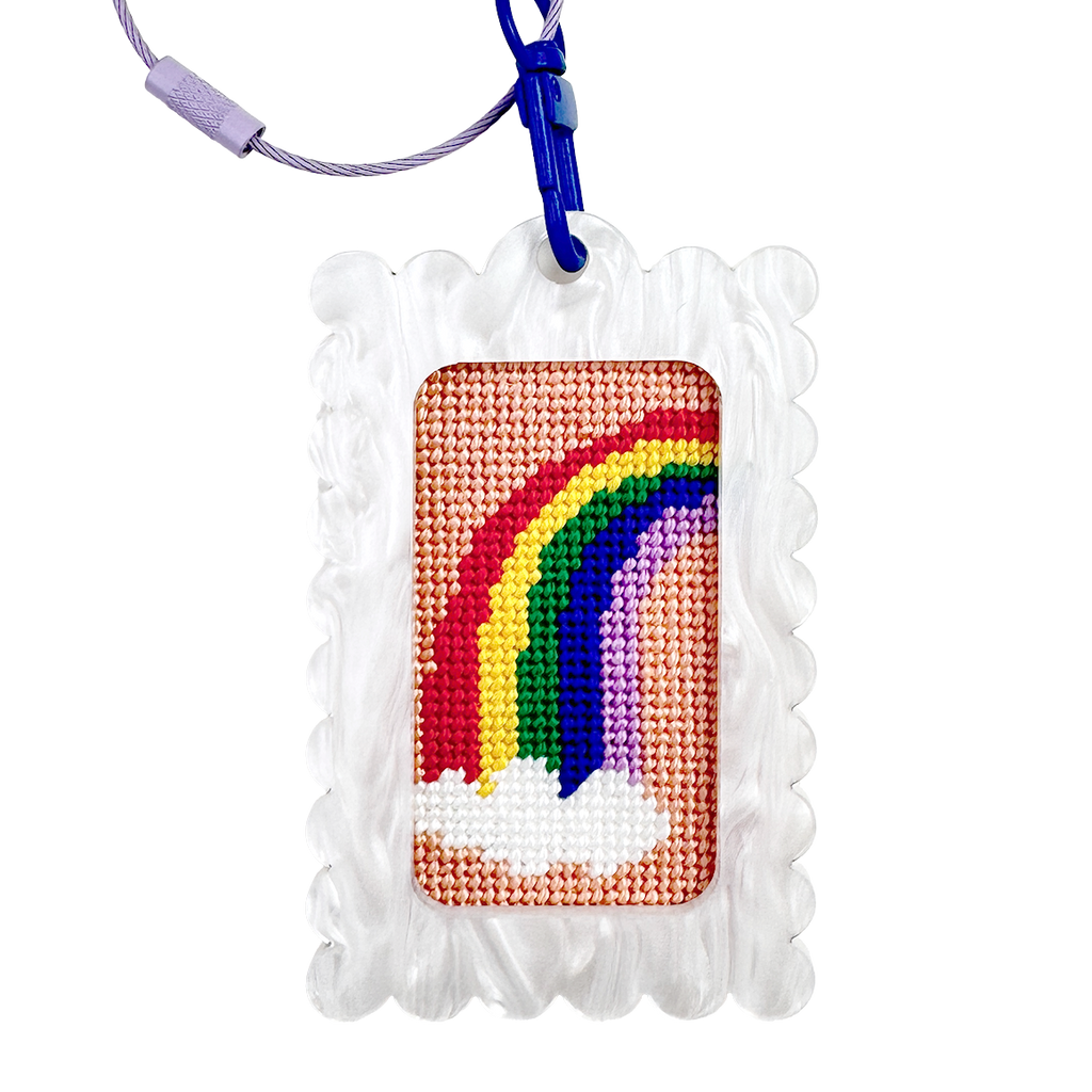 Frayme Works Bag Tag: Small Scallop Rectangle: Pearl White