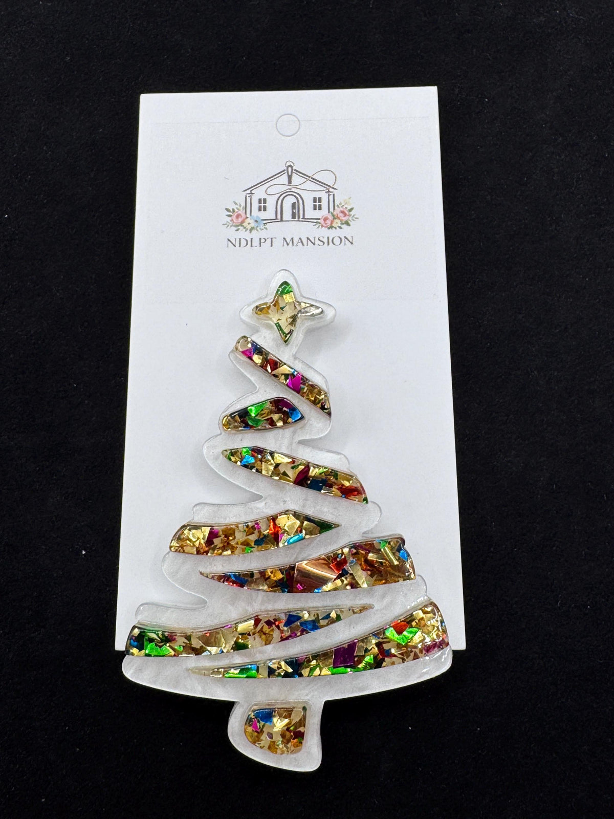 White Christmas Tree with Garland Acrylic