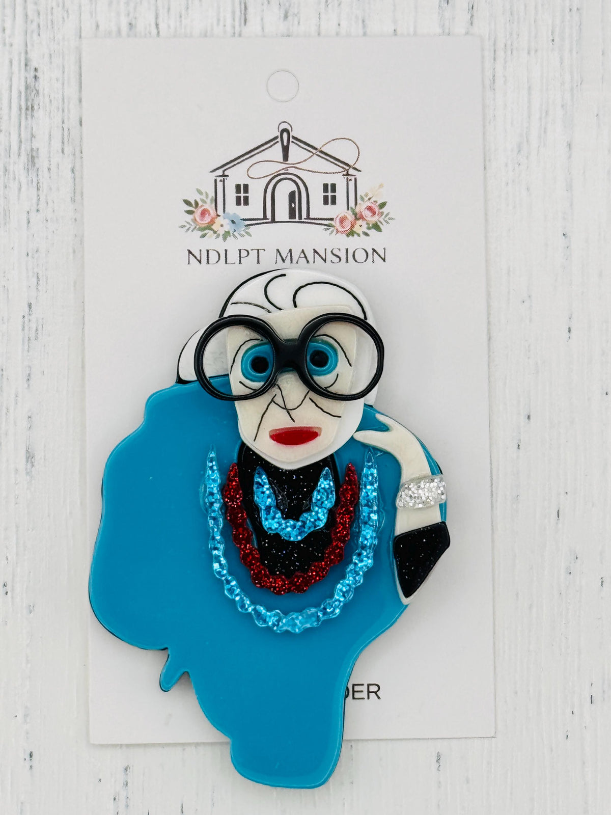 Dame in Teal w/Big Glasses & Necklace Acrylic