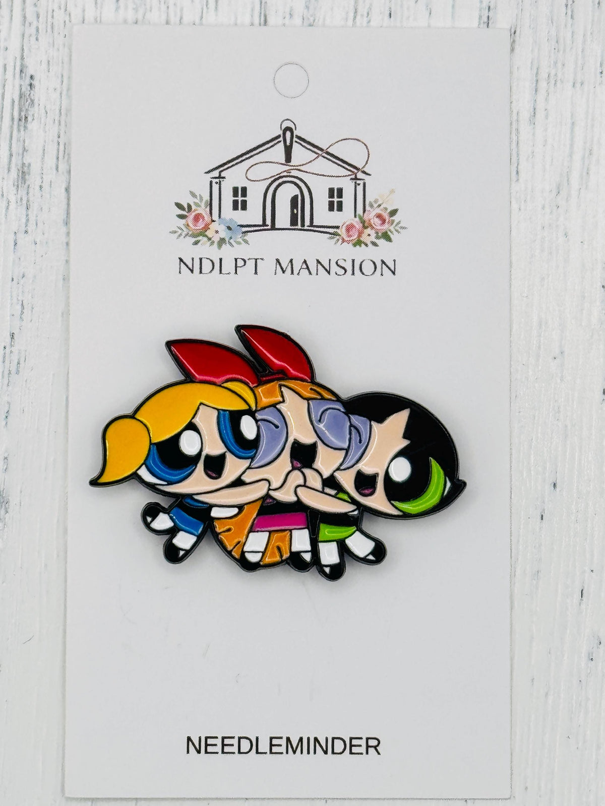 Puff Girls Hug Enamel