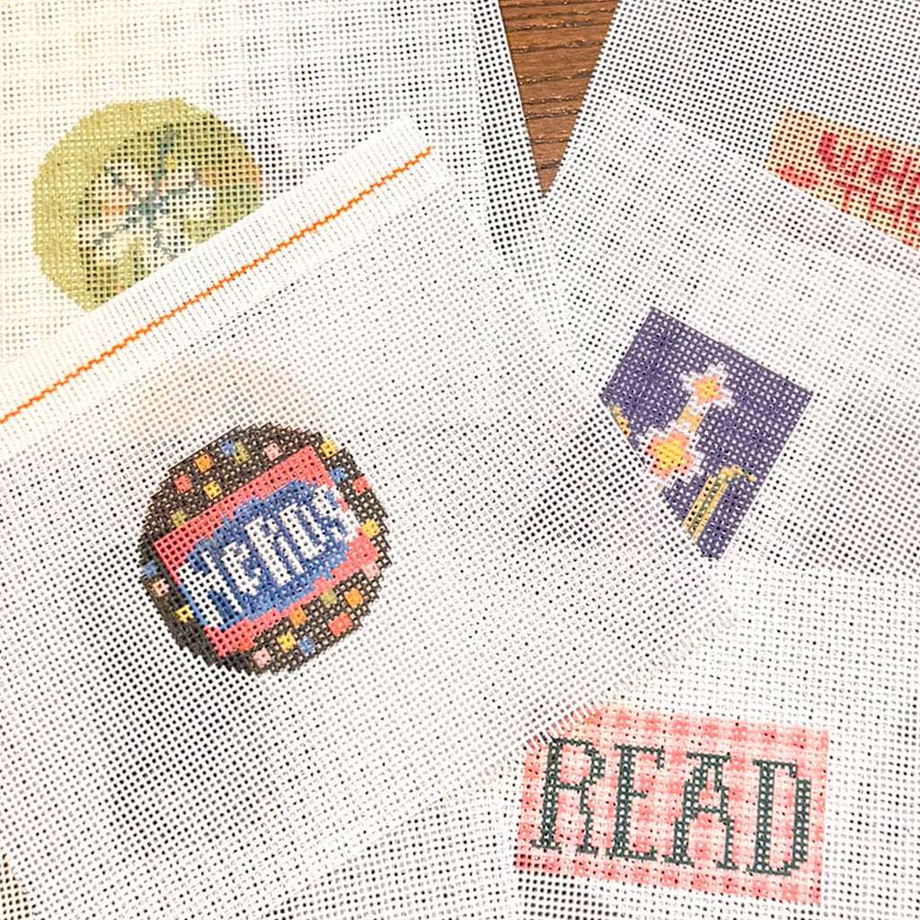 Frayme Works Plaid Read 1.25"x 2.25" Mini Needlepoint Canvas